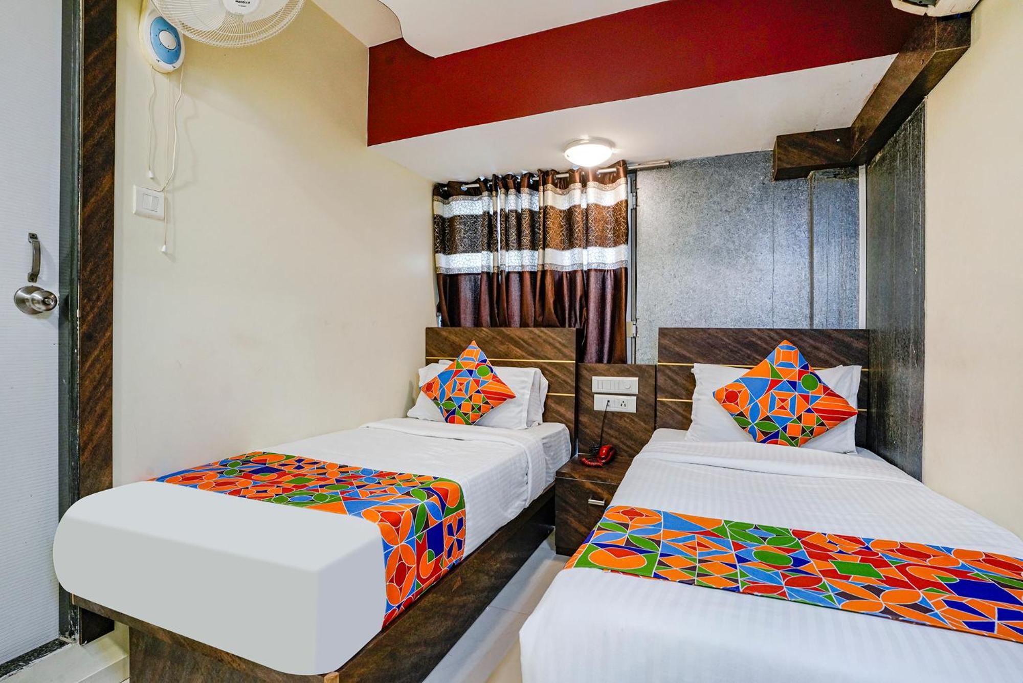 Fabexpress Amber Corp Inn - Nr Nesco Exhibition Center Мумбаи Экстерьер фото